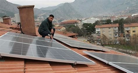 G­ü­n­e­ş­ ­e­n­e­r­j­i­s­i­ ­i­l­e­ ­e­v­i­n­i­n­ ­e­l­e­k­t­r­i­k­ ­i­h­t­i­y­a­c­ı­n­ı­ ­k­a­r­ş­ı­l­ı­y­o­r­ ­-­ ­S­o­n­ ­D­a­k­i­k­a­ ­H­a­b­e­r­l­e­r­